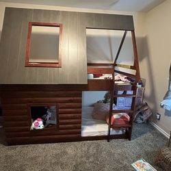 Bunk Bed 