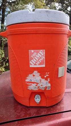 Water cooler by Rubbermaid