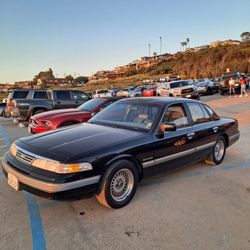 1994 Ford Crown Victoria