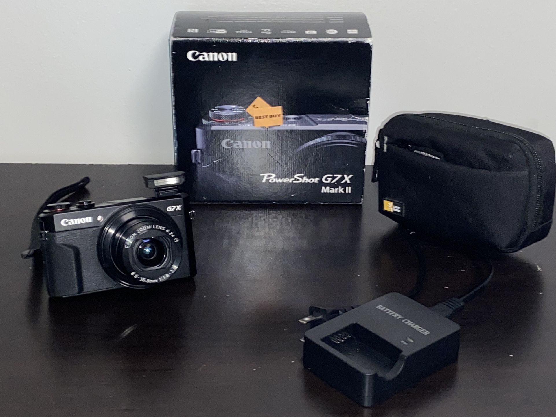 Canon PowerShot G7 X Mark II - Perfect Condition with Extras