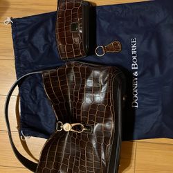 Dooney & Bourke Bags. Set 