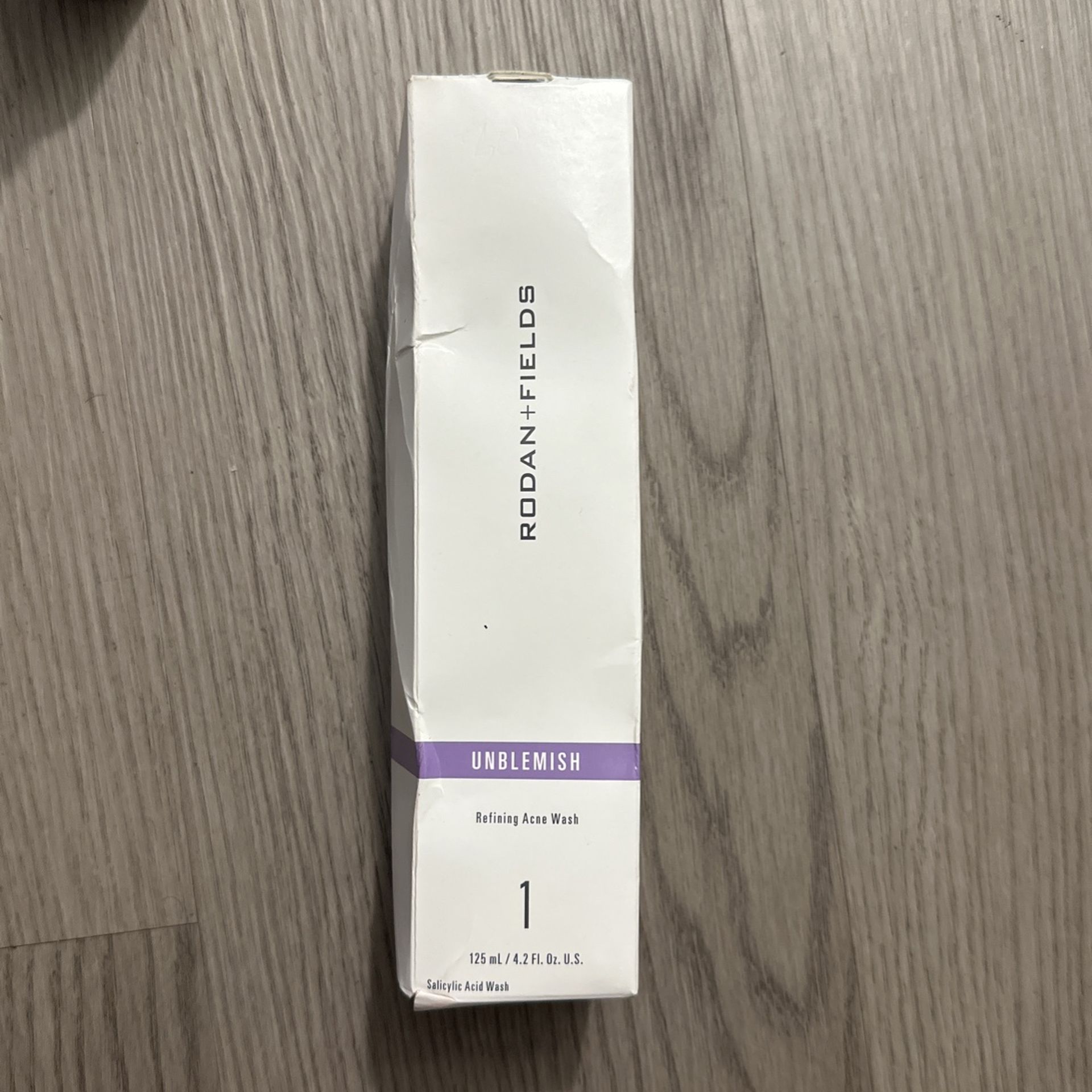 RODAN+FIELDS UNBLEMISH Refining Acne Wash