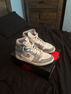 JORDAN 1 OG HYPER ROYAL