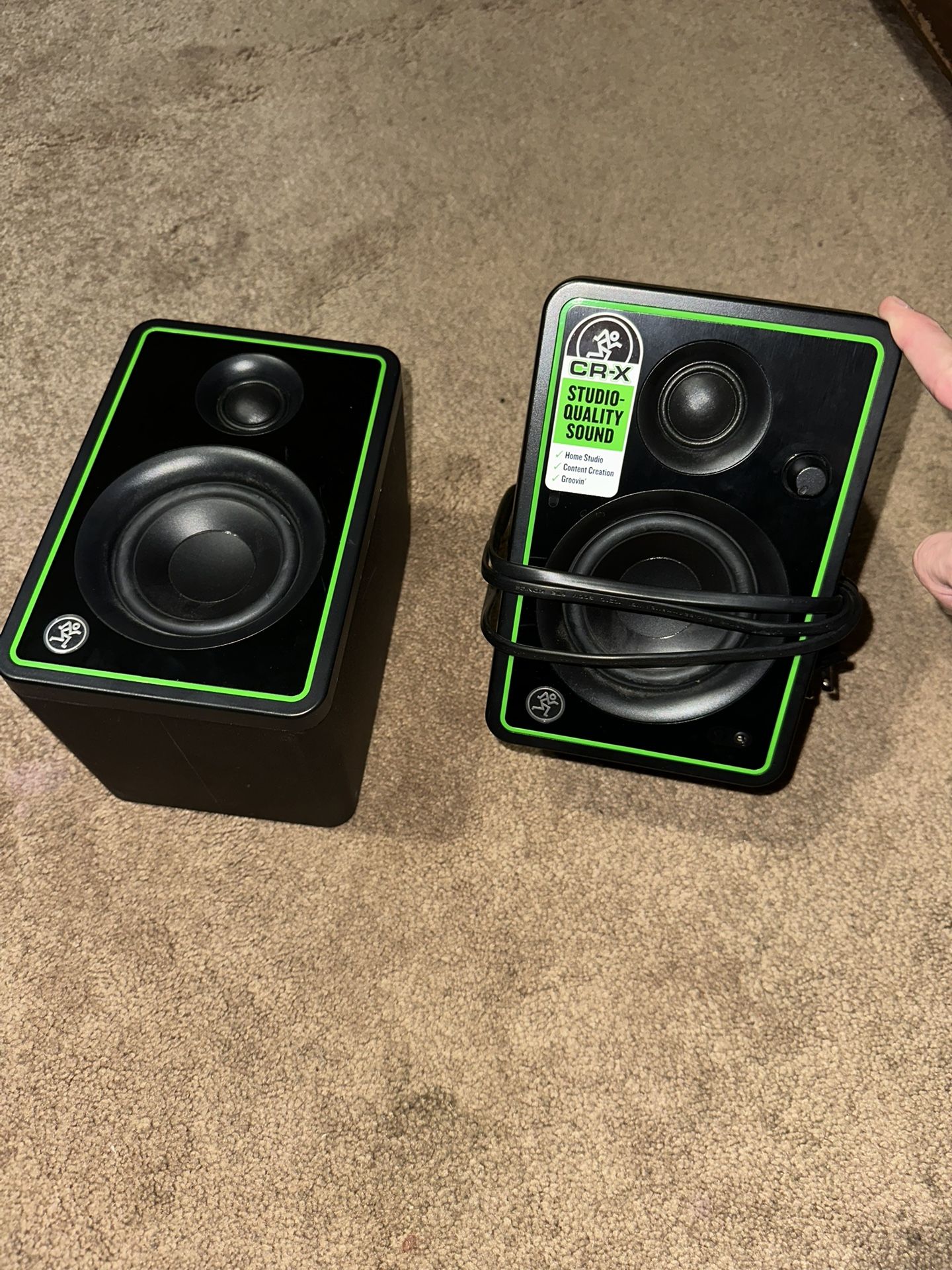 Speakers/ Studio Monitors
