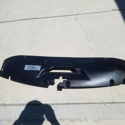 2002 Gm OEM Radiator Upper Air Baffle Deflector