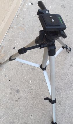 Tripod $5