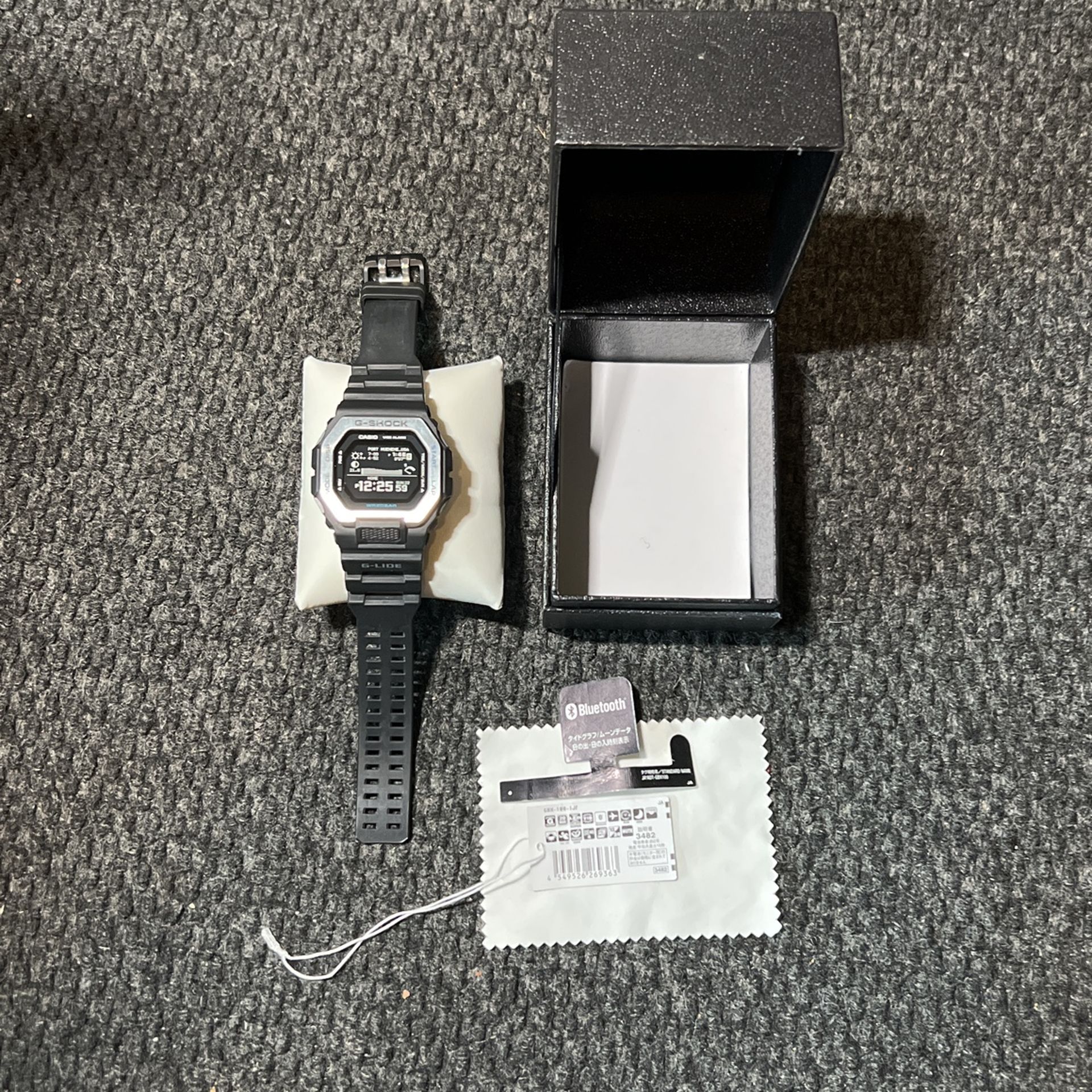 Casio GBX -100-1JF