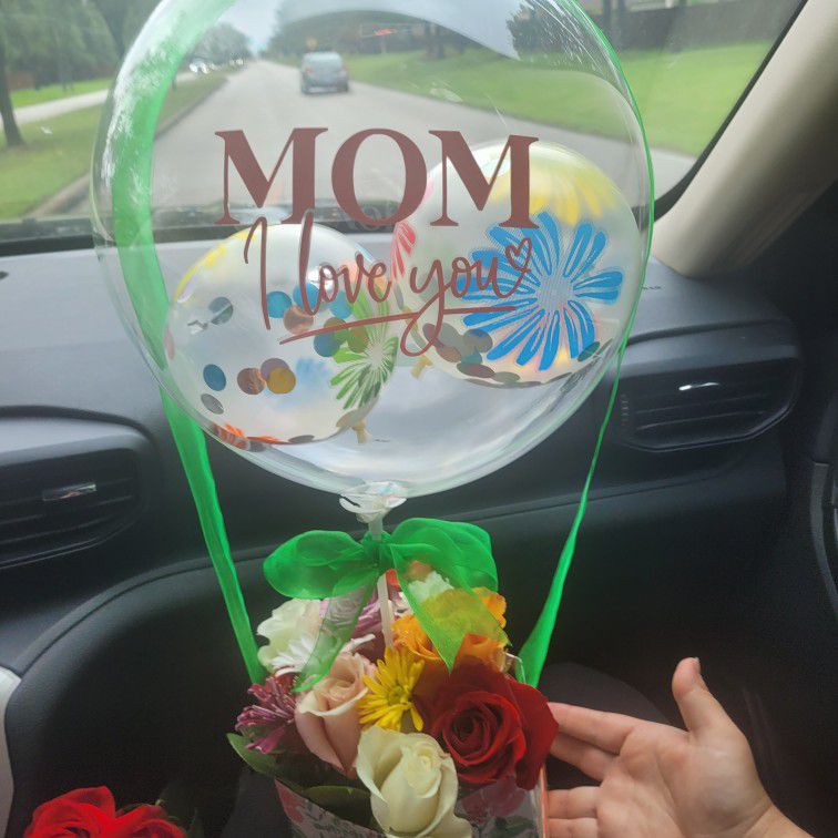 Flowers with bobo balloon