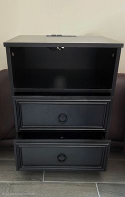 2 Set Nightstand or End Tables