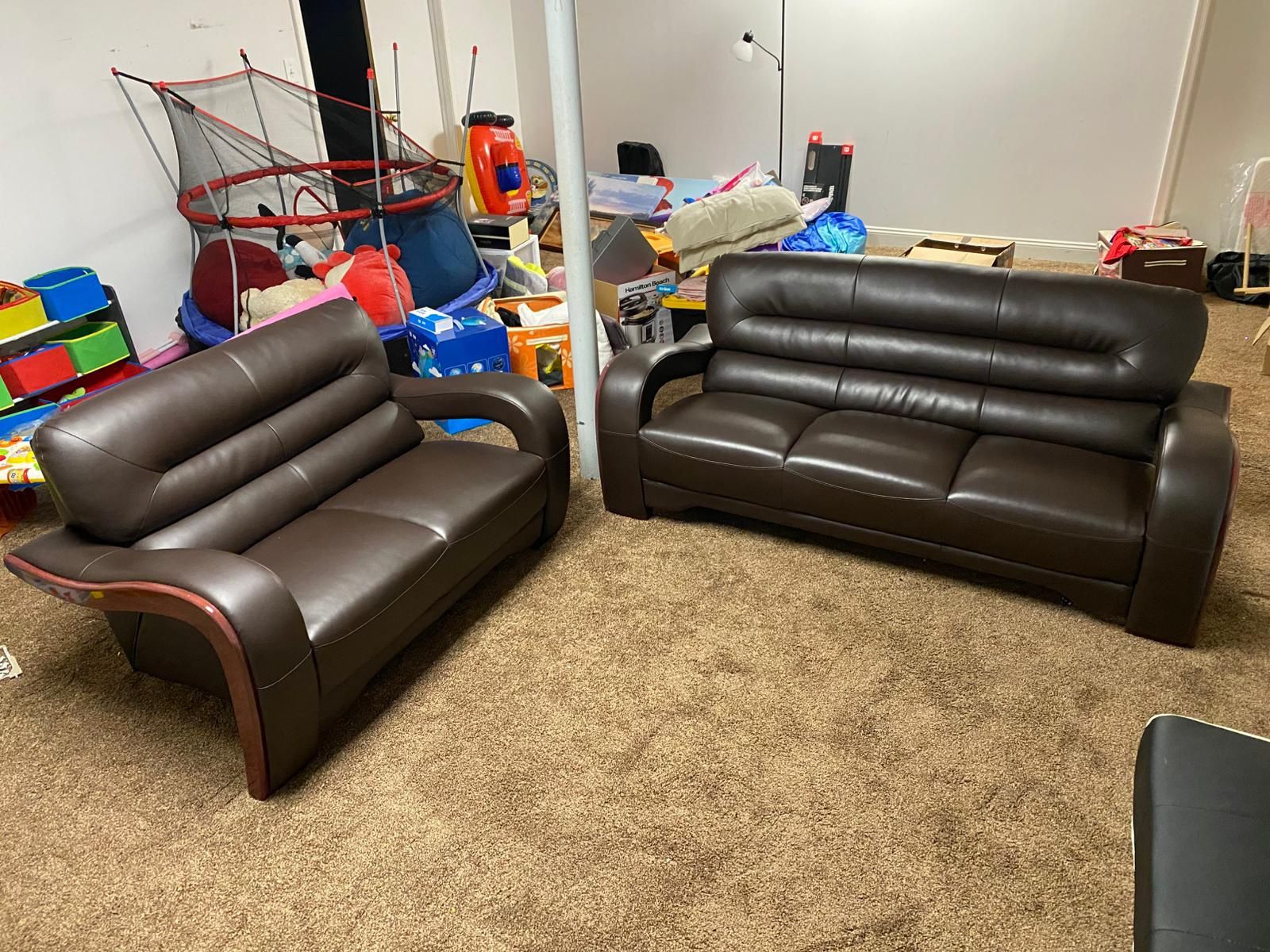 FREE DELIVERY đźšš AND INSTALLATION - Modern Brown Leather Sofa & Loveseat
