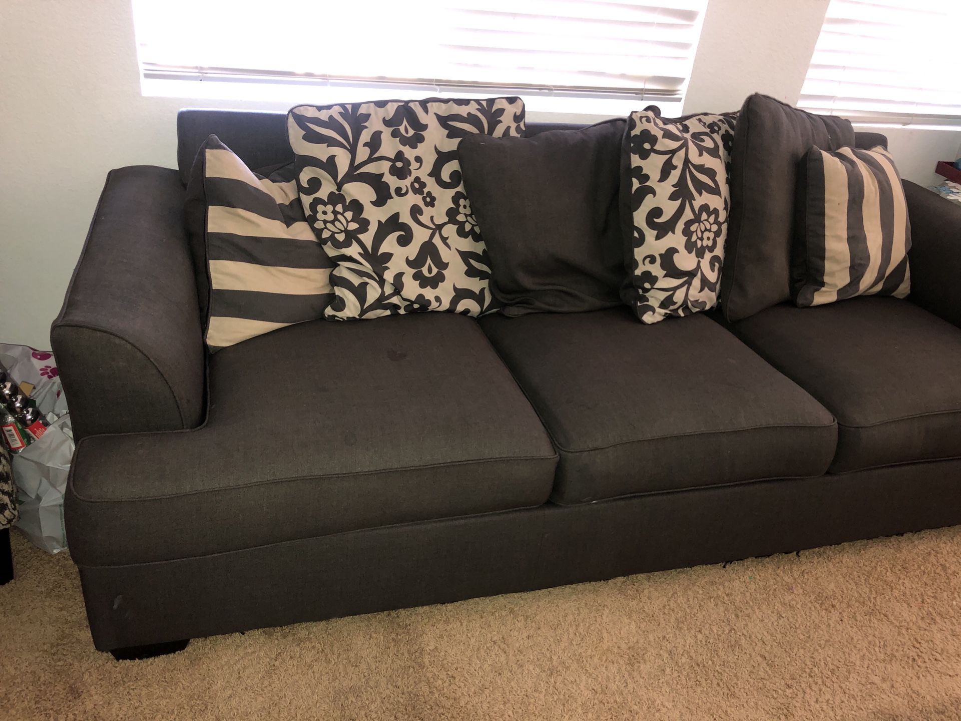 Free couch , it’s light gray
