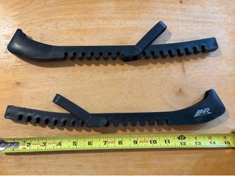 A&R Sports Ice Hockey Bladegards Skate Guard - Black
