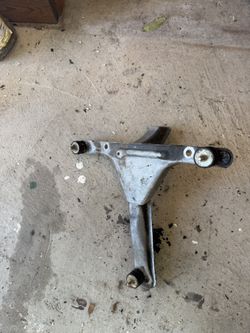 Air Filter Bracket For Mercedes Benz 126Body Style 300SD 81-84