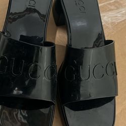 Gucci Slide Shoes New Size  9.5