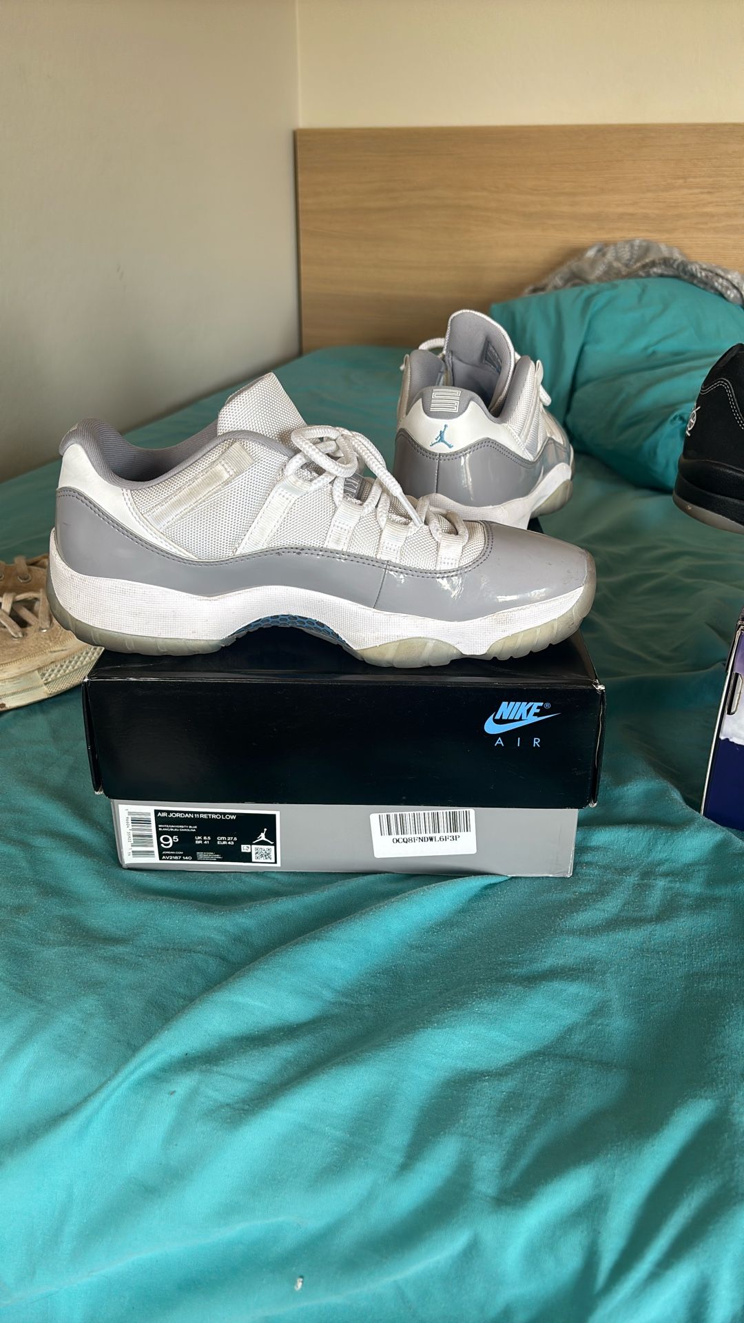 jordan 11 low cement grey 9.5
