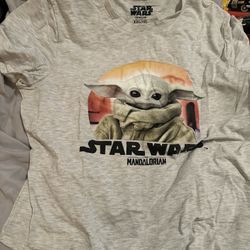Baby Yoda Shirt Size Xxl And Spider-Man Shirt Size Xl