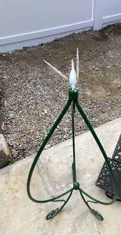 Mahtomedi Plant Stand