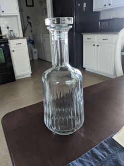 Wine decanter