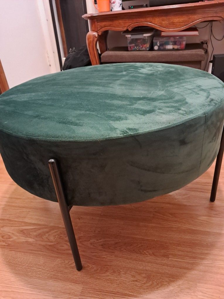 FOOTSTOOL/TABLE
