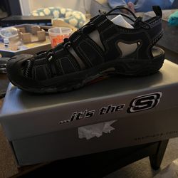 Water Shoes Size Men’s 12 