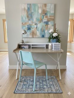 Desk set