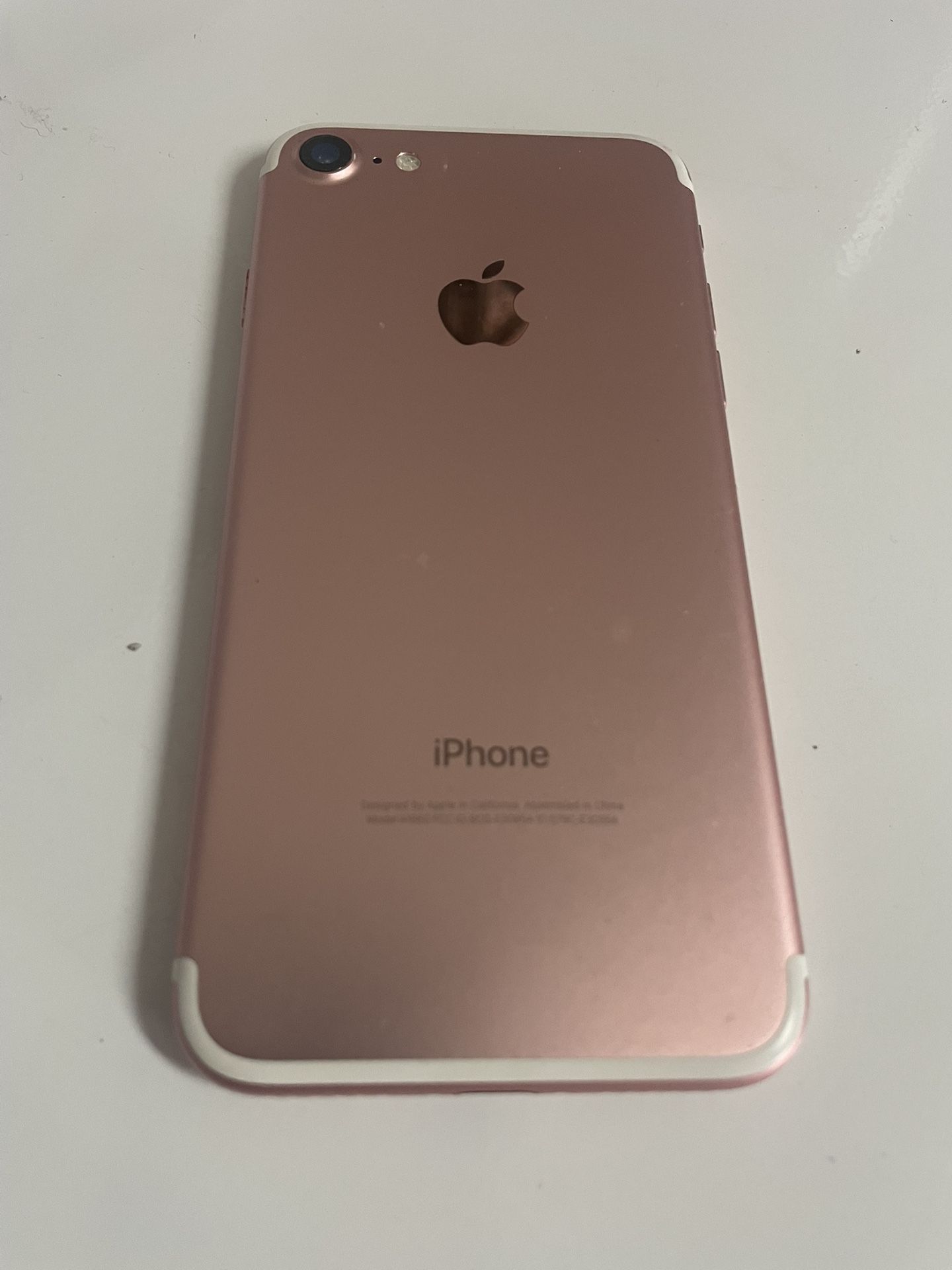 iPhone 7 W/ 32GB Storage