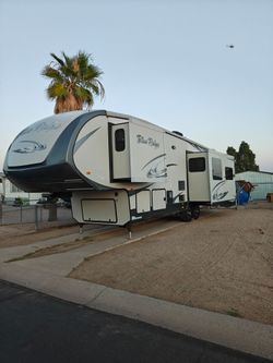2014 Blue Ridge 5th wheel