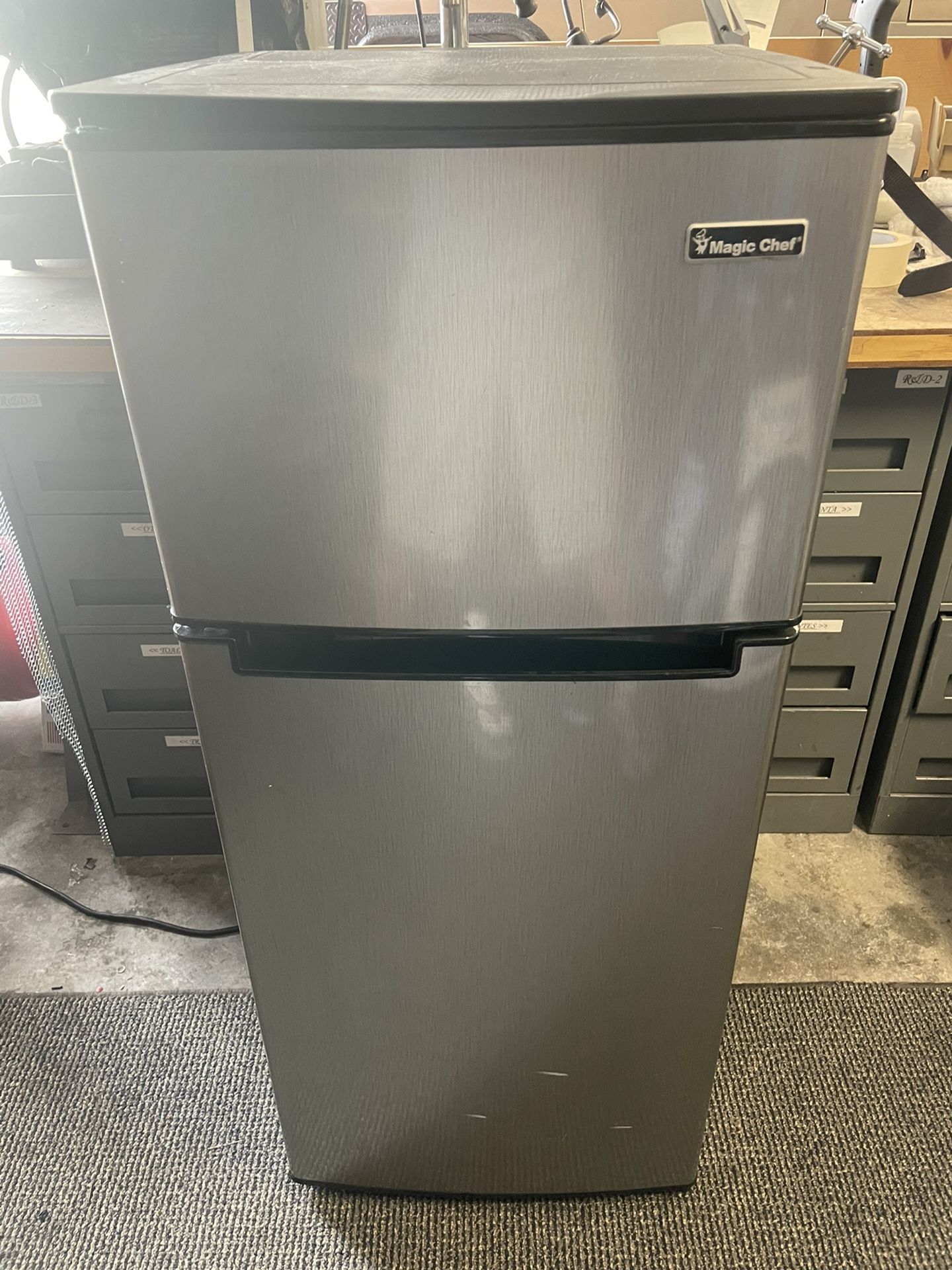 Magic Chef 4.5 Cu Refrigerator for Sale in El Cajon, CA OfferUp