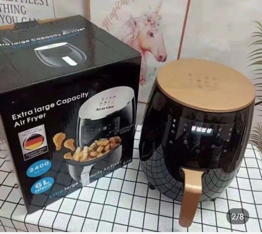 New Air Fryer 5Liters in Black Color Only