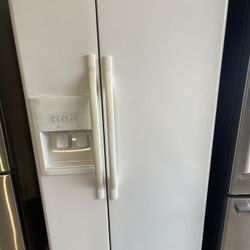 Refrigerator Works Great 