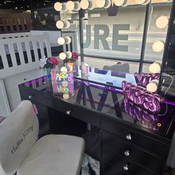 Black Led Vanity Desk With Mirror Bluetooth Payment Options NO Credit Needed 
