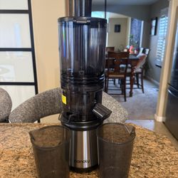 Canoly Masticating Juicer AC110 