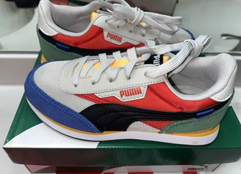 Kids Puma Shoes - New!!