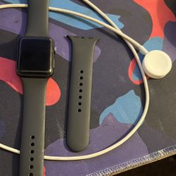 Apple Watch Series 3 42MM Black