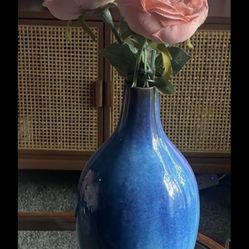 Beautiful Look Real peony Flowers With Beautiful Vase 