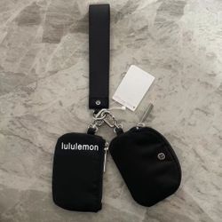 Dual Pouch Wristlet 