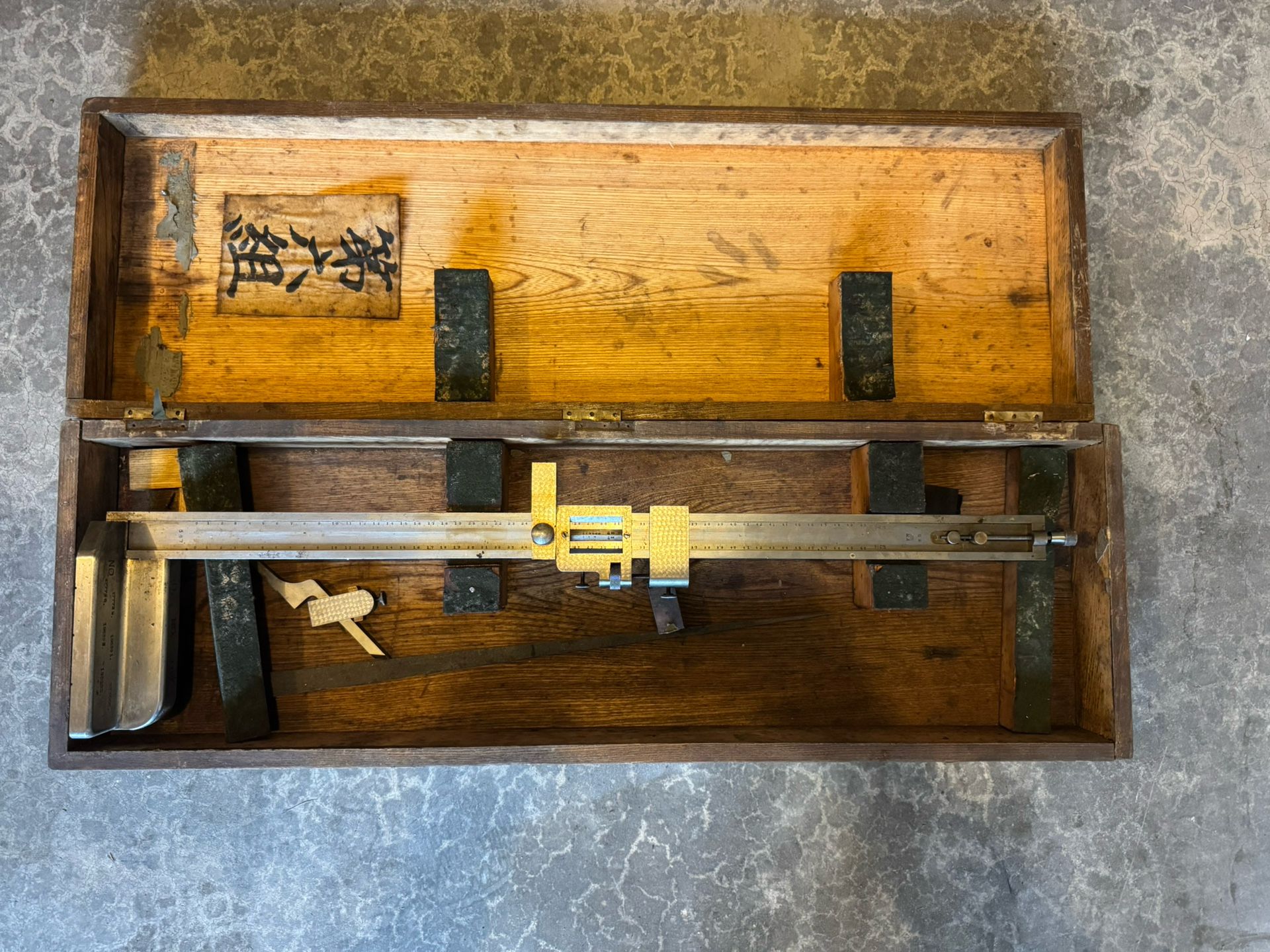 Vintage Vernier Height Gauge