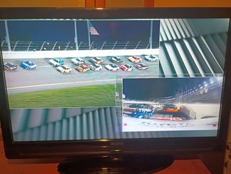 OLEVIA 42 INCH TV NOT SMART