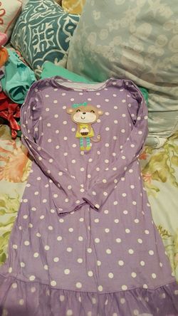 Size 8 girls nightgown