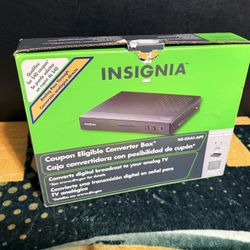 Insignia NS-DXA1 Digital to Analog TV Tuner Converter Box. 