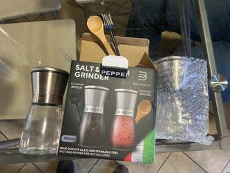 Benicci Salt And Pepper Shakers New