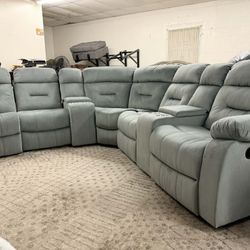 New Fabric Recliner Sectional Couch / Free Delivery 