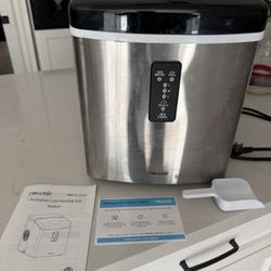Icemaker, 28 Pounds Per Day. 10 Minutes To Make Ice.