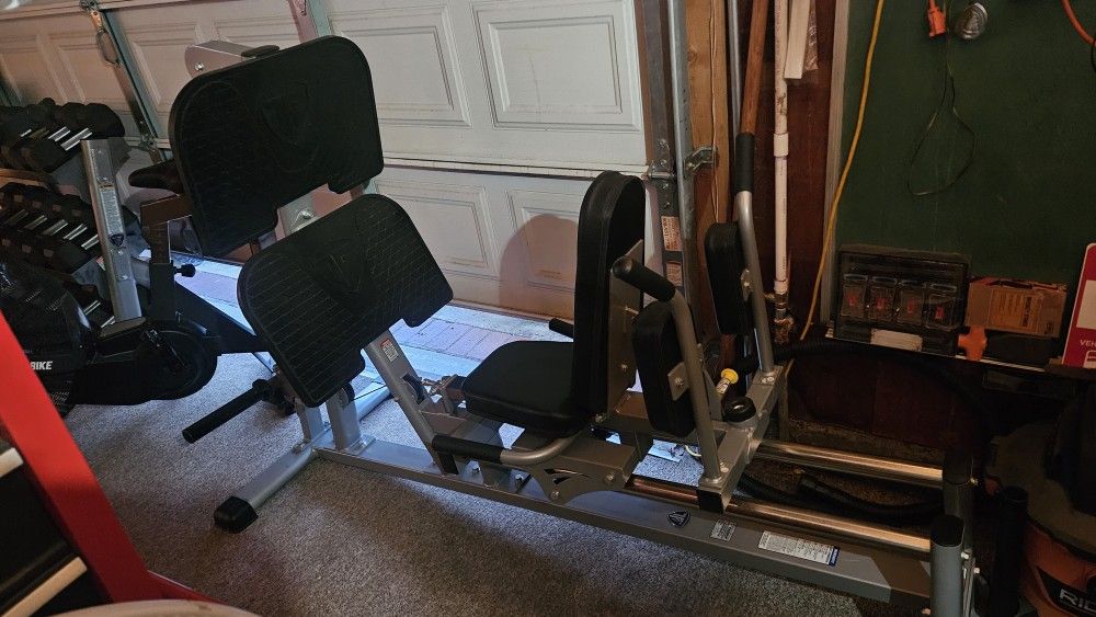 TuffStuff USA Professional Plate Loaded Horizontal Leg Press And Hack Squat Gym Machine Setup Equipment Like New