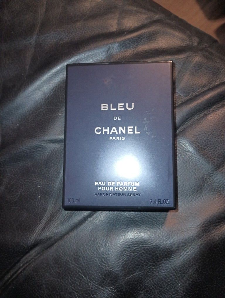 Bleu De Chanel Paris