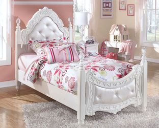 Beautiful Signature by Ashley Furniture
