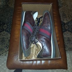 Gucci Shoes 