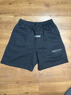 Essentials shorts medium
