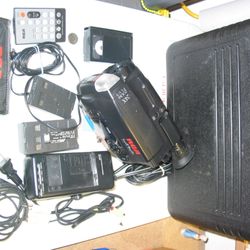 RCA CC620 VHSC Tape Cassette Video Vintage Camcorder Camera Player VCR w/Built-in Light