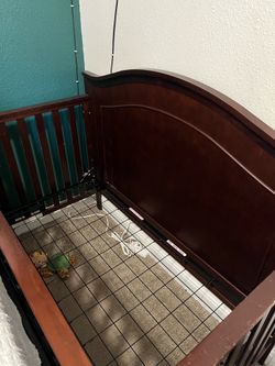 Baby crib